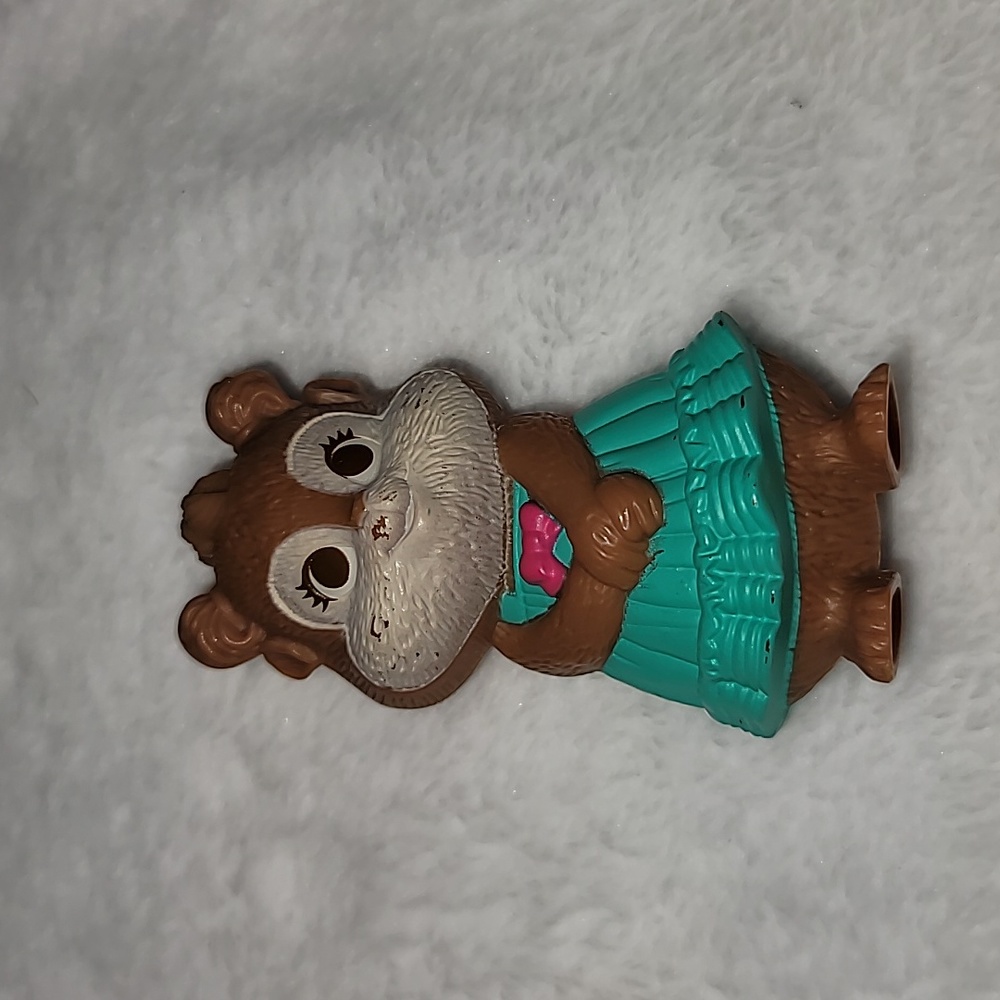 McDonald's 2010 Alvin and the Chipmunks The Squeakquel Eleanor Happy Meal Toy